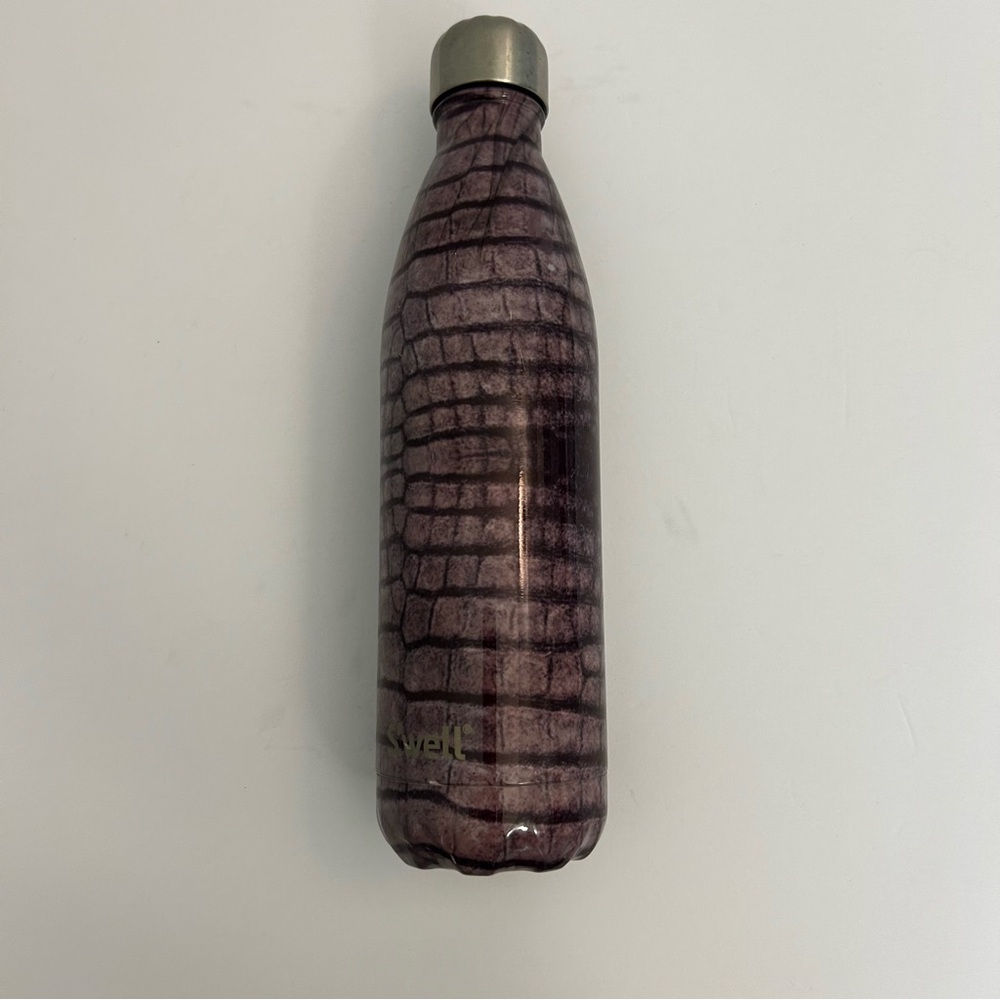 S'well 25oz Purple Alligator glossy water - Picture 8 of 8